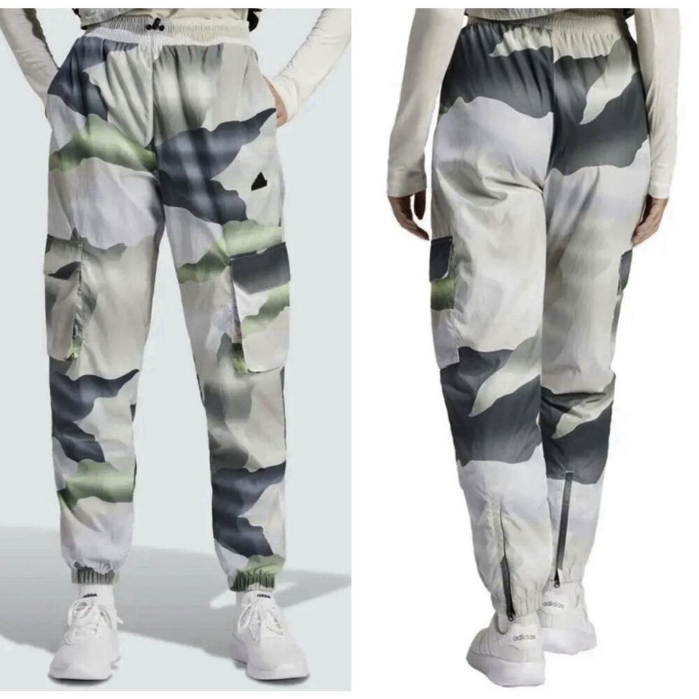 Adidas Women Size Xs City Escape Training Cargo Camo Pants Legend Ivy Carbon